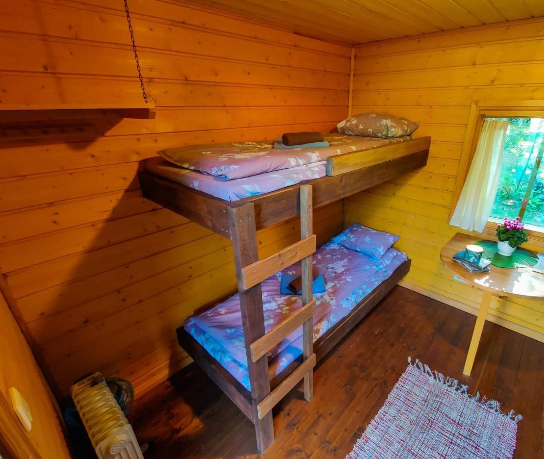 Atsikivi Puhketalu Hotel Häädemeeste Exterior foto
